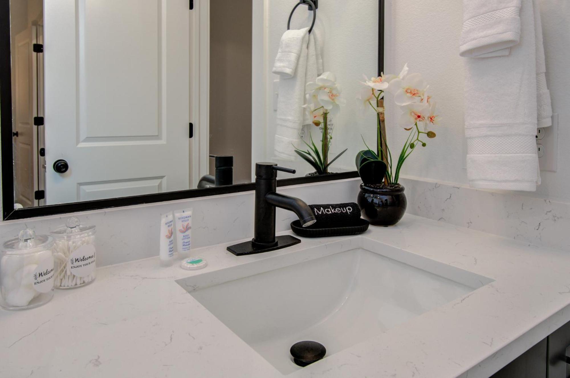 יוסטון Urban Luxe Getaway 4 Mins To Dt Newly Built Home מראה חיצוני תמונה