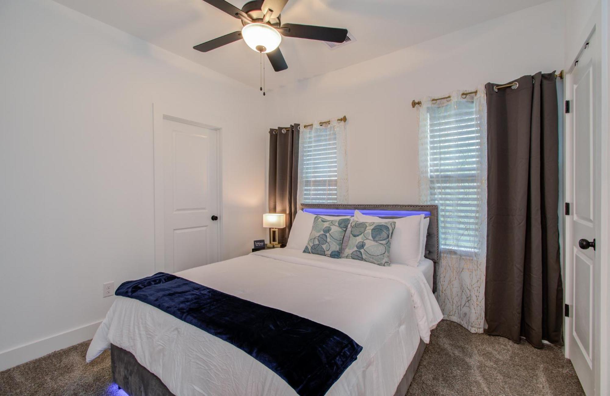יוסטון Urban Luxe Getaway 4 Mins To Dt Newly Built Home מראה חיצוני תמונה